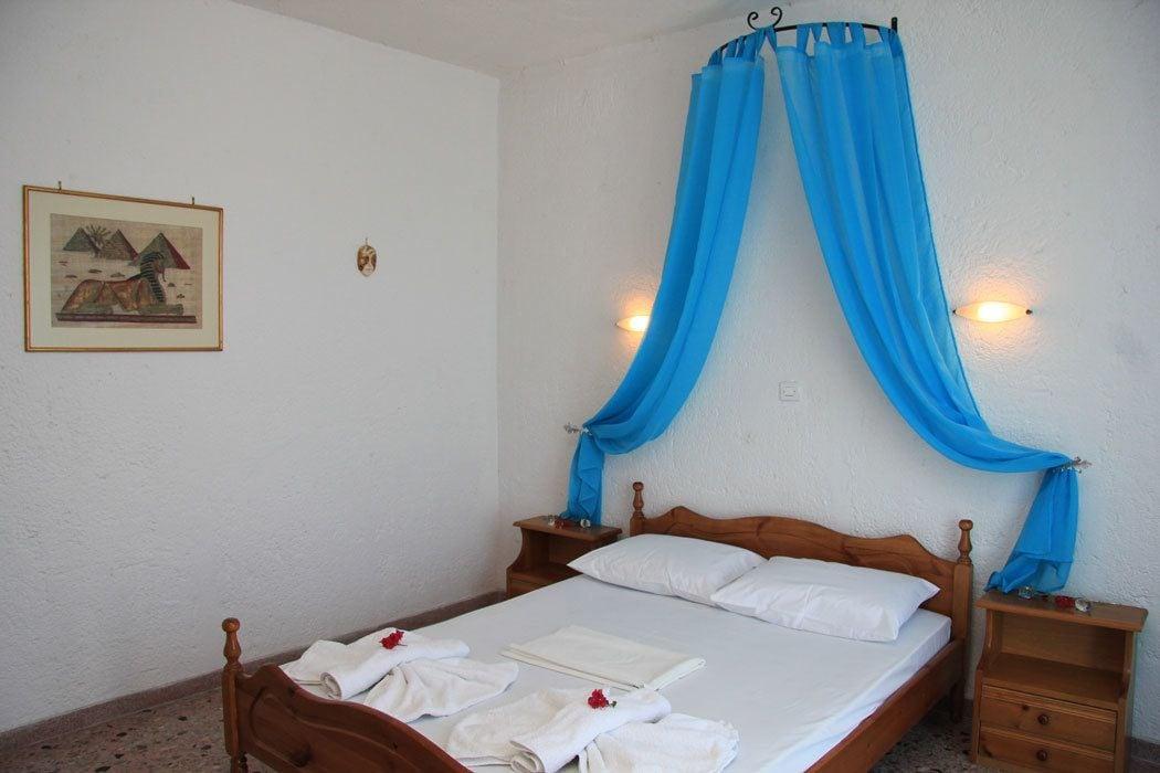 Santa Irini Hotel เปริสซา ภายนอก รูปภาพ