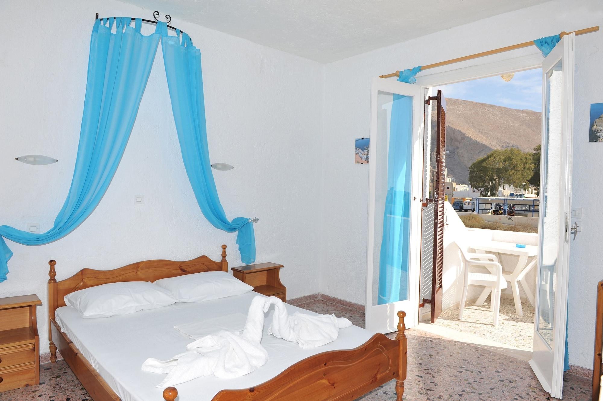 Santa Irini Hotel เปริสซา ภายนอก รูปภาพ