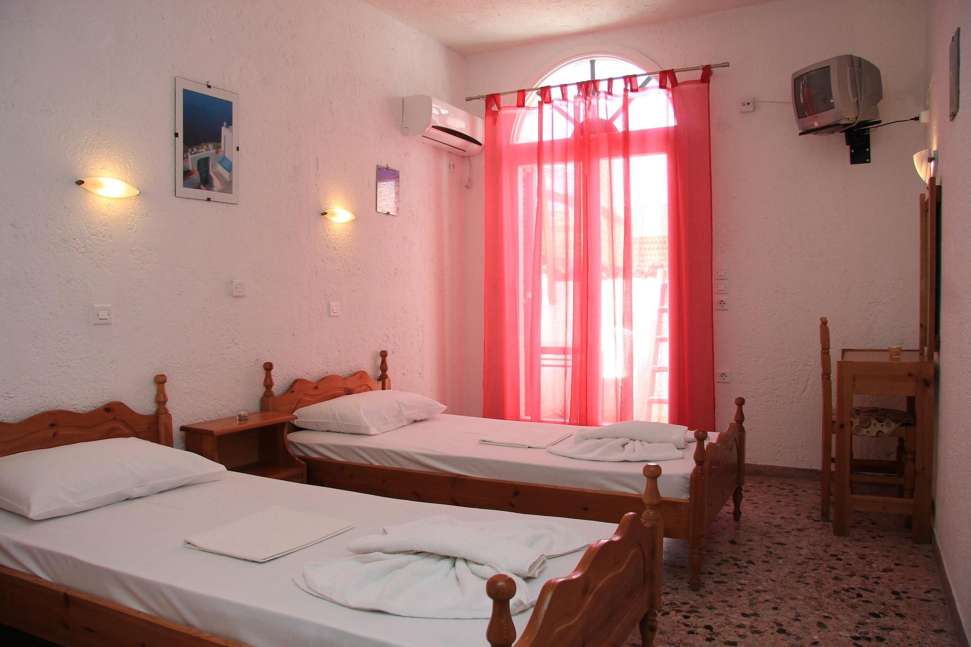 Santa Irini Hotel เปริสซา ภายนอก รูปภาพ