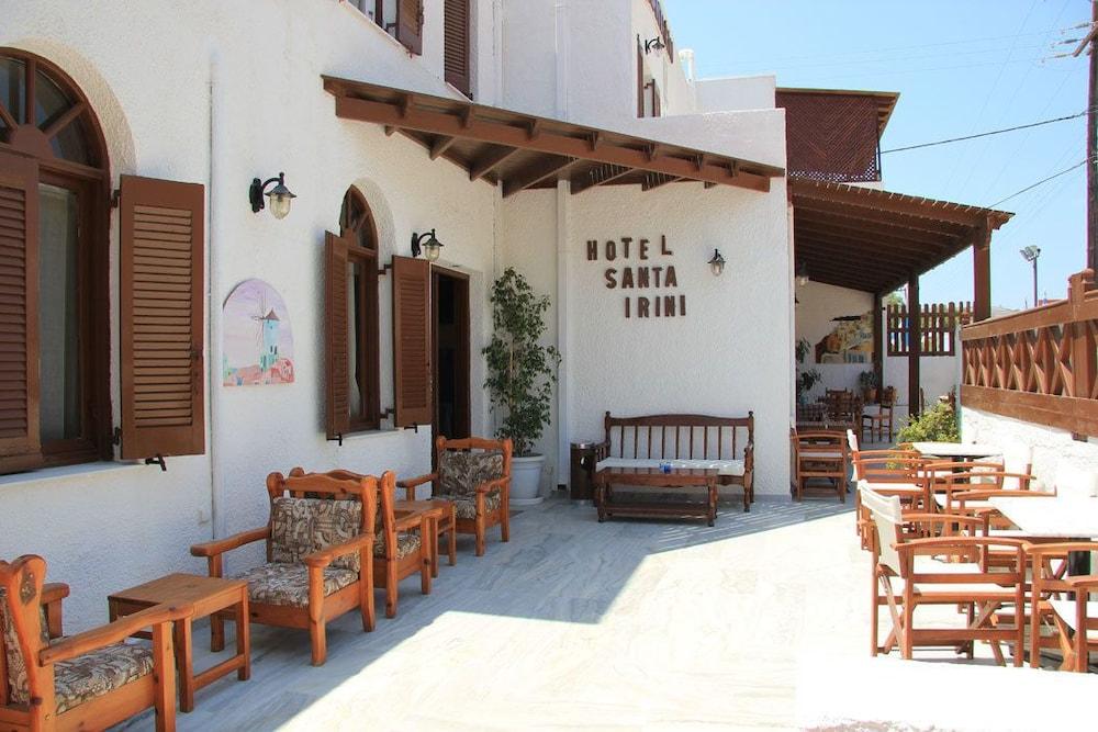 Santa Irini Hotel เปริสซา ภายนอก รูปภาพ